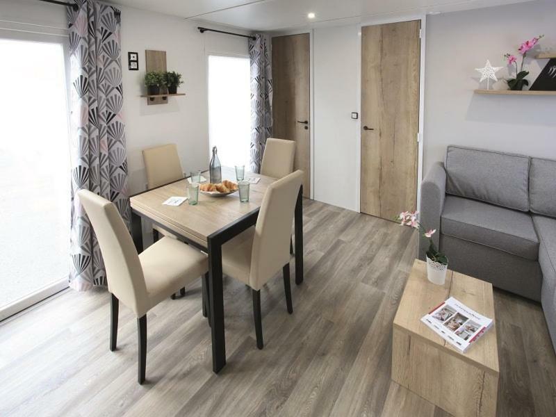 Mobil Home Tout Confort - Cote Landaise Saint-Julien-en-Born Buitenkant foto